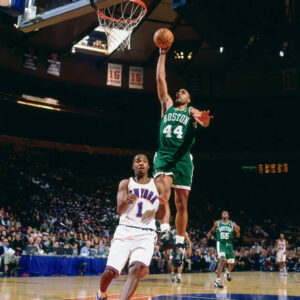 NEW YORK CITY - JANUARY 11: Rick Fox #44 of the Boston Celtics dunks during a game played on January 11, 1997 at Madison Square Garden in New York City. Mandatory Copyright Notice: Copyright 1997 NBAE (Photo by Nathaniel S. Butler/NBAE via Getty Images)
