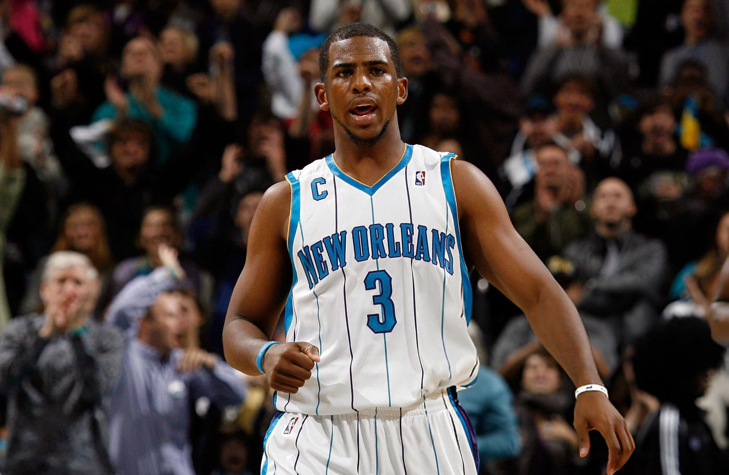 Chris Paul avec le maillot des Hornets