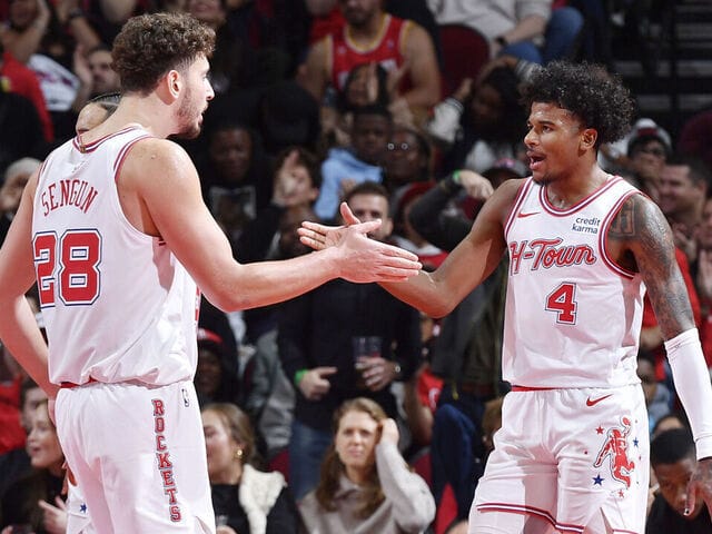 Alperen Şengün et Jalen Green