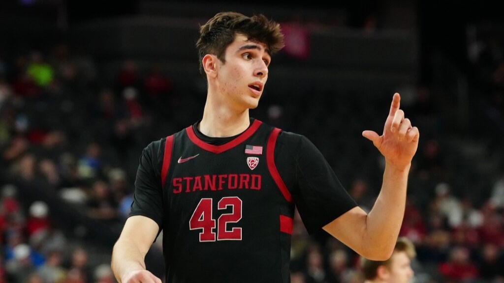 Maxime Raynaud porte Stanford et domine les raquettes de NCAA.