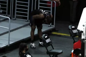 Kawhi Leonard, Clippers Randy Shelton
