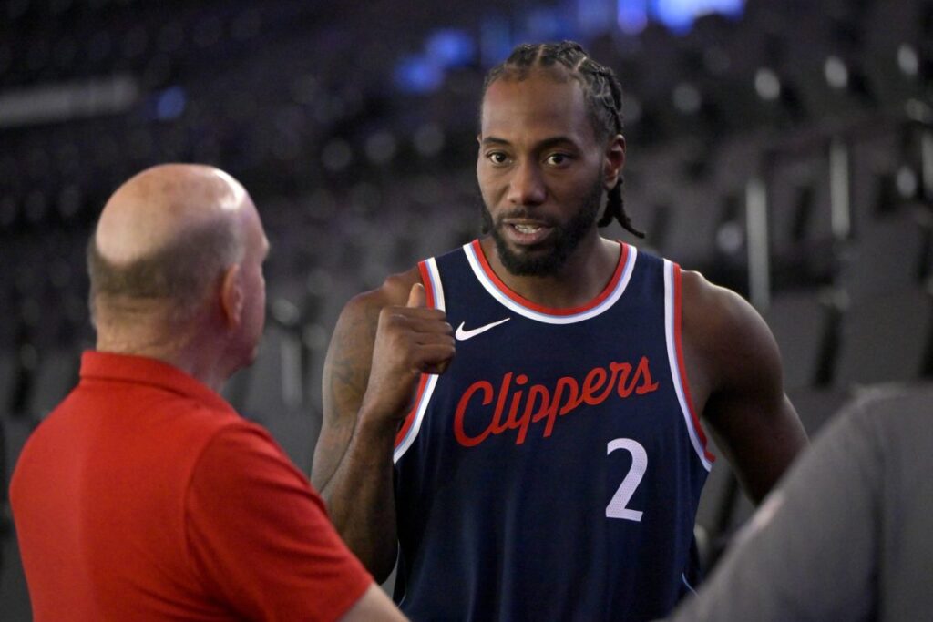 Kawhi Leonard, Clippers Randy Shelton