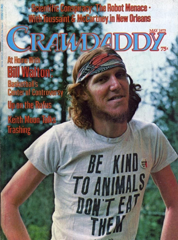 Bill Walton en couverture du magazine Crawdaddy. Son allure hippie est en total contradiction des attentes à son sujet. Il n'a pas l'allure du Great White Hope. 