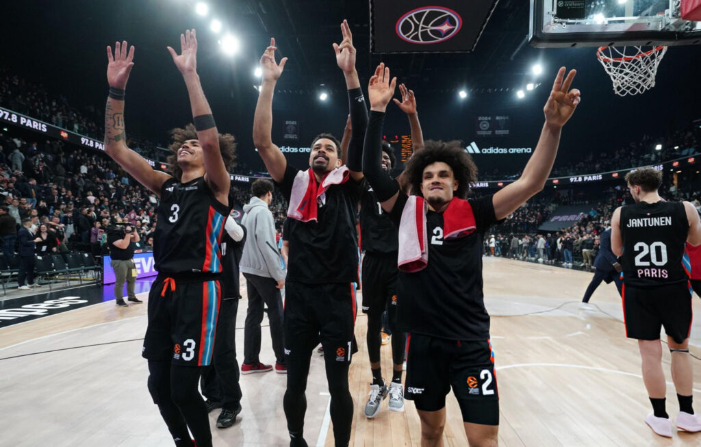 Est-ce que le Paris Basketball peut déjà rêver de playoffs dès sa première saison en Euroleague ? Crédit : Herve Bellenger via Getty Images