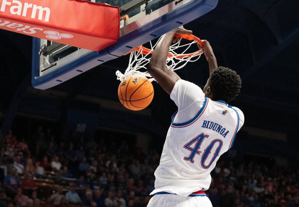 Flory Bidunga devrait être le prochain joueur originaire de la RDC à évoluer en NBA. Crédit : yahoosports