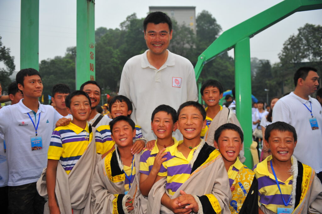 sur Le Roster. | Yao Ming, la muraille qui a ouvert les portes de la NBA en Chine