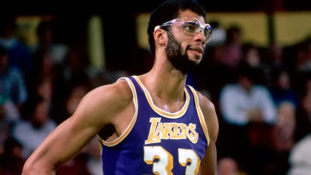 Kareem Abdul-Jabbar dans les années 70. Crédit : NBA.com