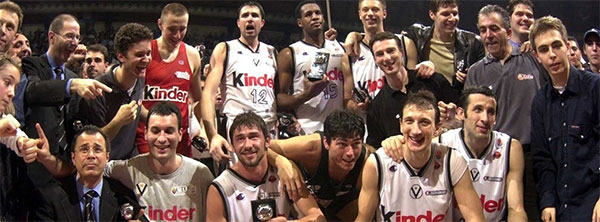 
Le Kinder Bologna, premier club titré en Euroleague. Equipe orchestré par le futur magicien des Spurs, Manu Ginobili.