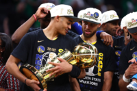 Jordan Poole champion NBA avec les Warriors. Crédit : Elsa/Getty Images