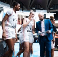 Yoann Cabioc'h entraîne cette saison Dominique Malonga et Juste Jocyte à l'ASVEL féminin.