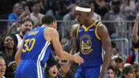 Jimmy Butler et Steph Curry avec les Warriors - Crédit : Getty Images