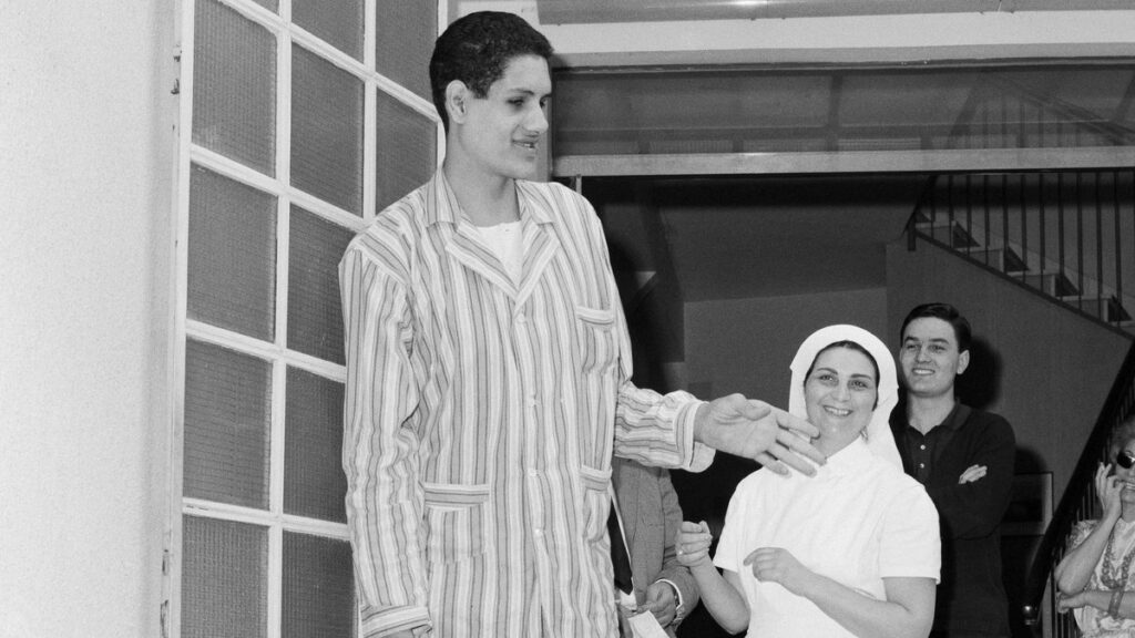 Suleiman Ali Nashnush, le plus grand basketteur de l'histoire (photo : Bettmann / Getty Images)