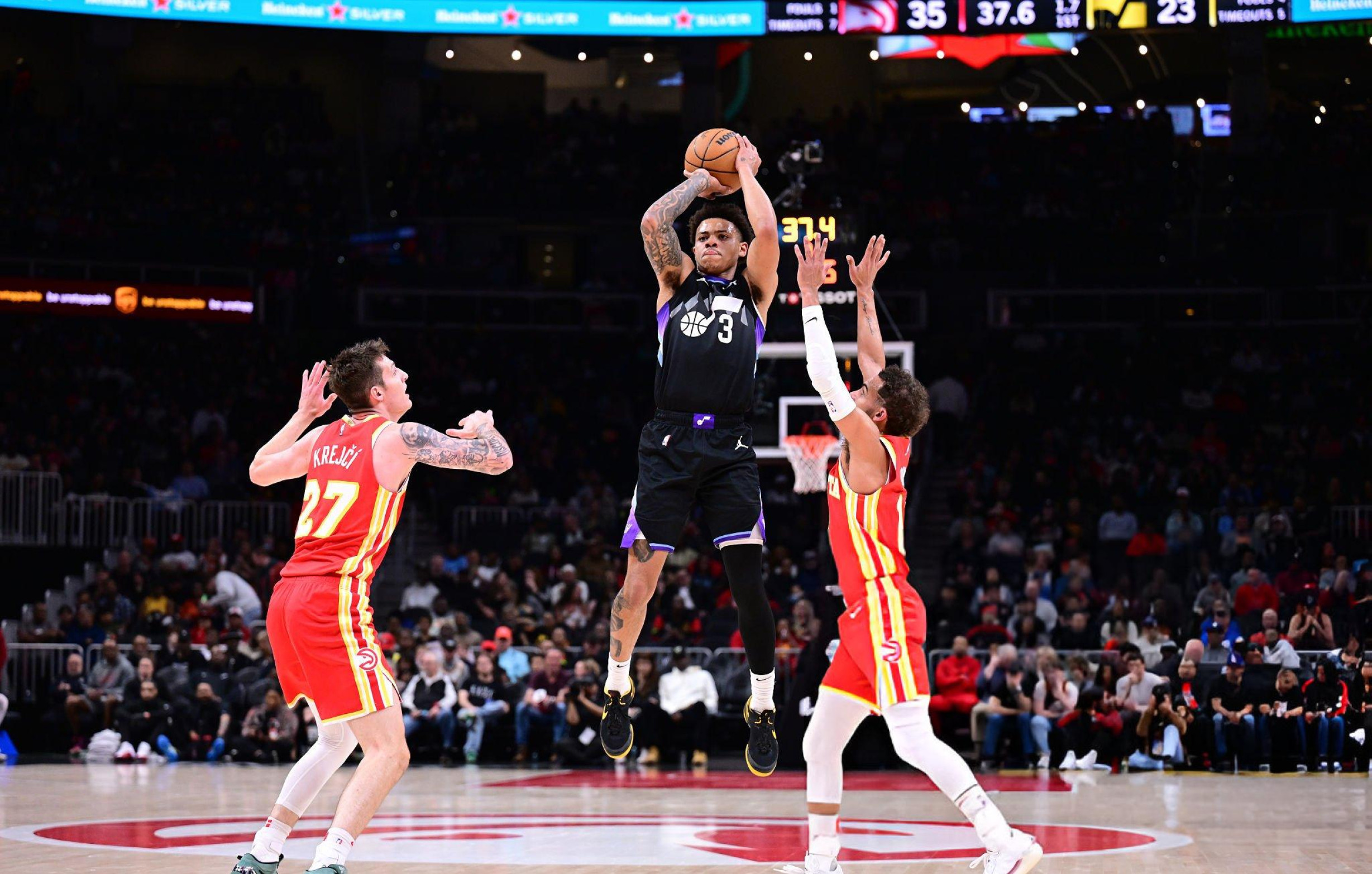 sur Le Roster. | Keyonte George peut-il être le combo-guard du futur à Utah ? Keyonte George tourne cette saison à 16,8% à 39,1% au tir (93 de TS+). Crédit : Adam Hagy via Getty Images