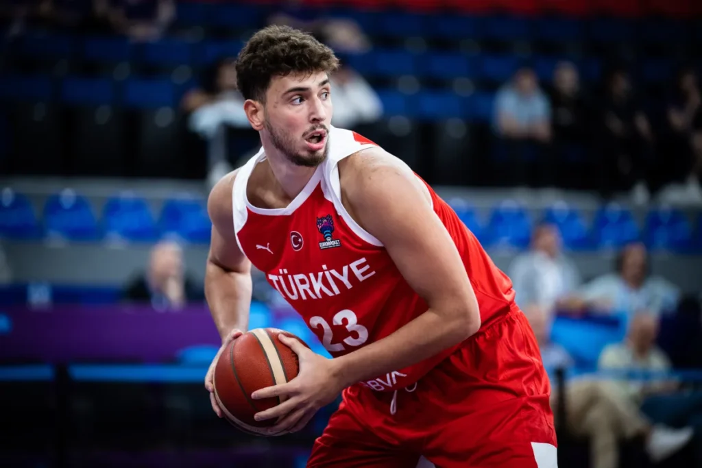 Alperen Sengun à l'EuroBasket en 2022.