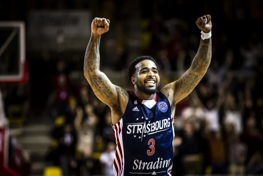 Marcus Keene avec le maillot de Strasbourg lors de la BCL 2023.