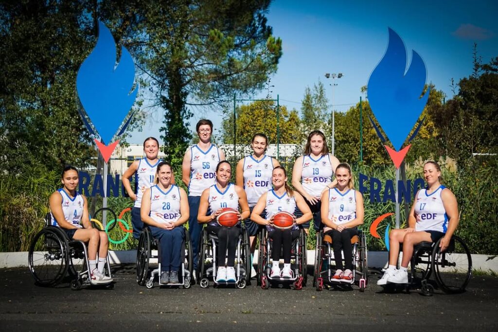 L'Équipe de France Féminine de basket fauteuil. Crédit : @basketfauteuilauféminin