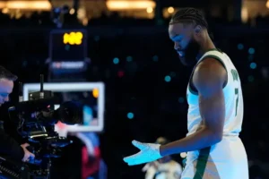 Jaylen Brown au Dunk Contest 2024. Crédit : AP Photo/Darron Cummings
