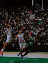 sur Le Roster. | Monaco renverse Nanterre devant 17 000 fans, dans un contexte sous haute tension