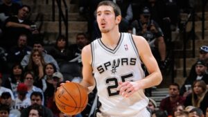 Nando De Colo. Crédit : Basket USA