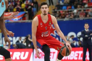 Nando De Colo. Crédit : Euroligue / Getty Images