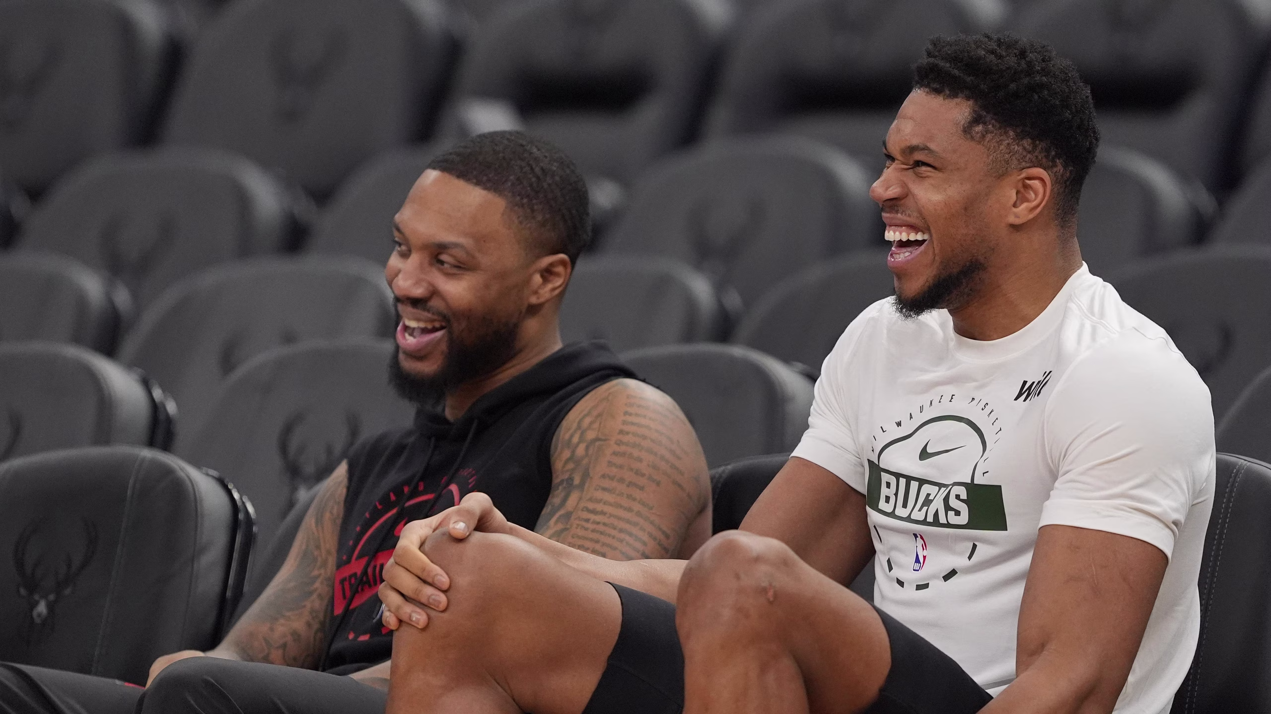 Giannis Antetokounmpo serait-il intéresser par l'idée de retrouver Damian Lillard à Portland ? Crédit : Patrick McDermott via Getty Images
