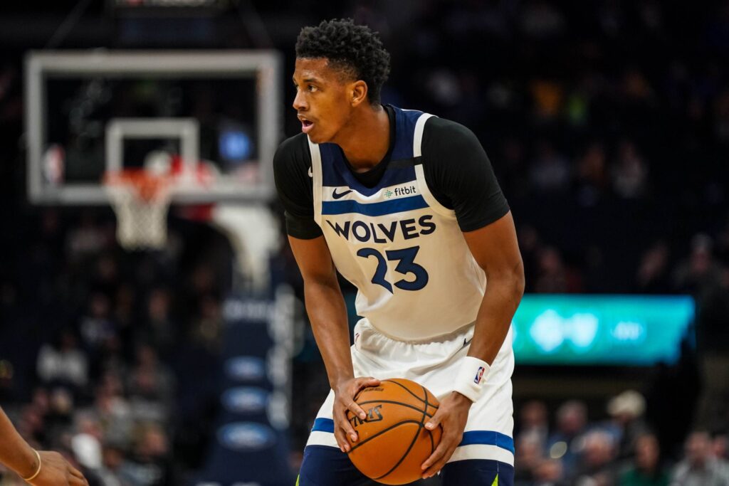 sur Le Roster. | Mais que devient le talentueux Jarrett Culver ?
