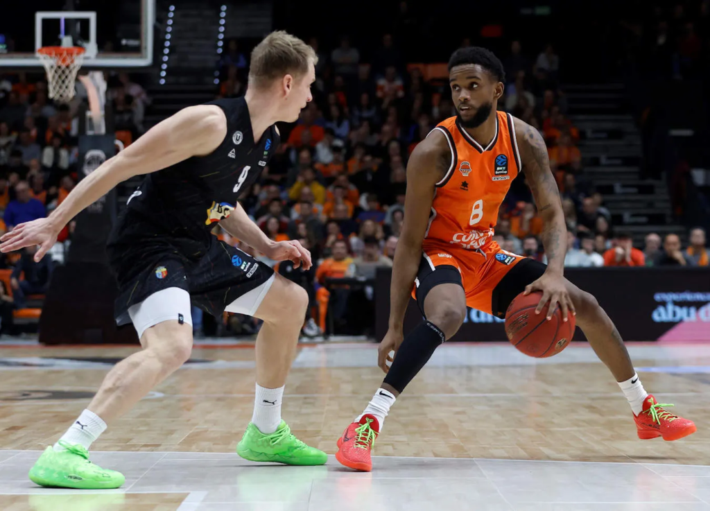 Jean Montero avec Valence en EuroCup