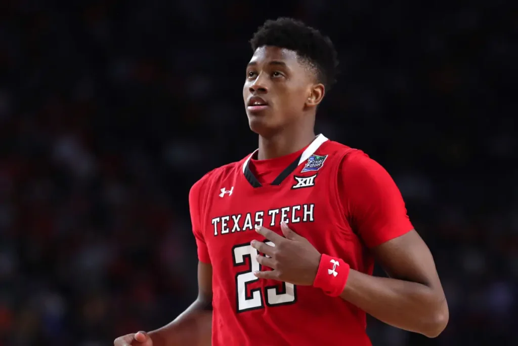 sur Le Roster. | Mais que devient le talentueux Jarrett Culver ?