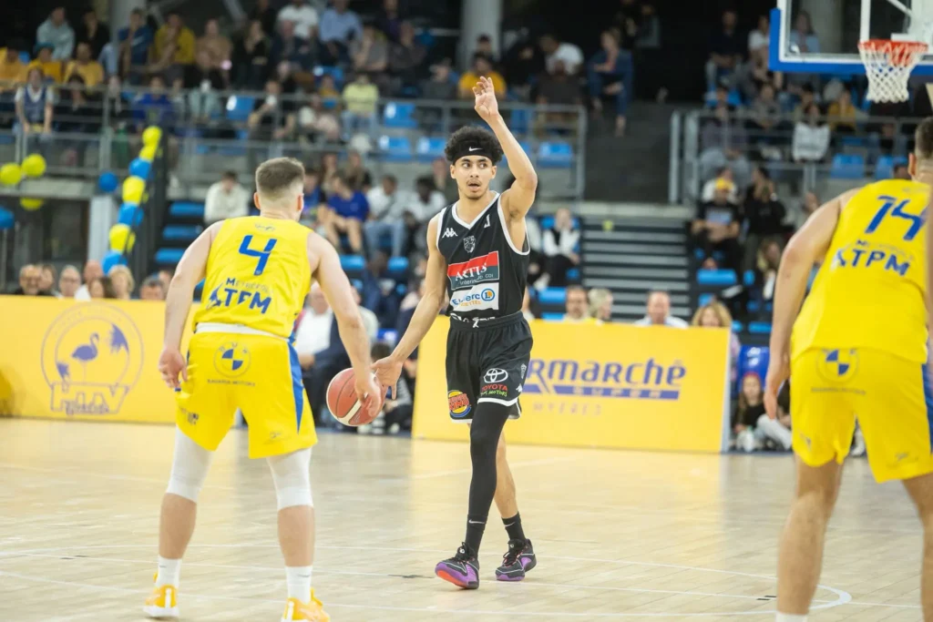 sur Le Roster. | Les recrues à suivre en Élite 2 (partie 2)