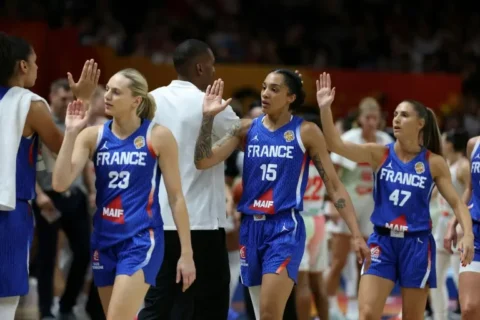 sur Le Roster. | La France écrase la Hongrie d'entrée