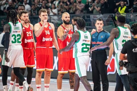 Olympiakos et Panathinaïkos. Crédit : Florent Bruere