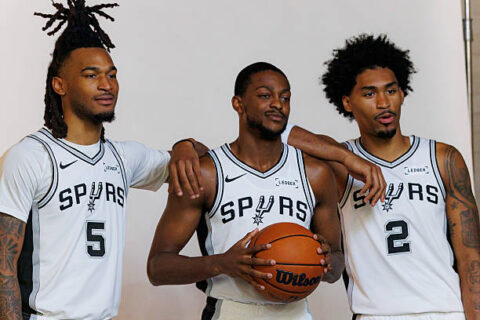 sur Le Roster. | Quel backcourt titulaire pour les Spurs en 26-27 ? Problèmes de riches dans le Texas.